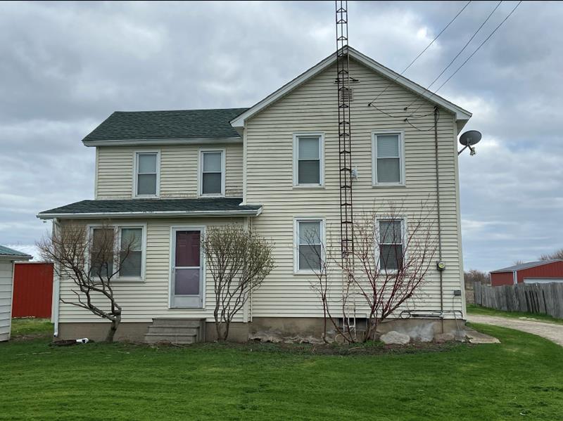 Town & Country Realty Mendota, IL